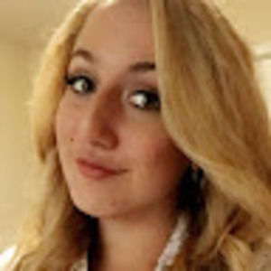 Meet your Posher, Caroline